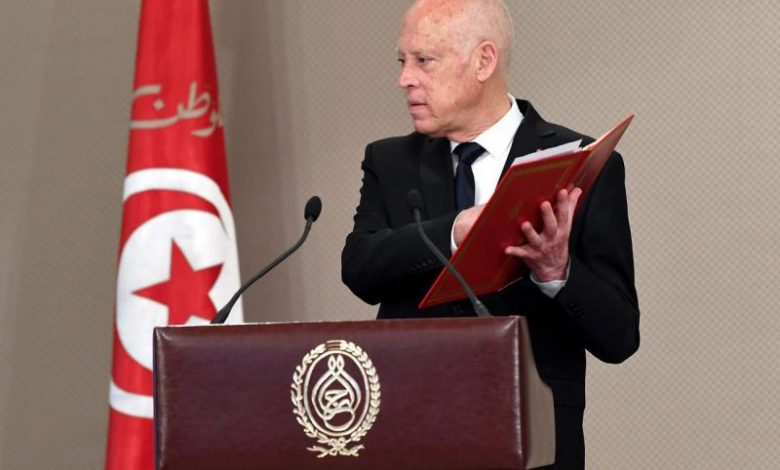 دستور تونس الجديد تقويض صريح للمسار الديمقراطي