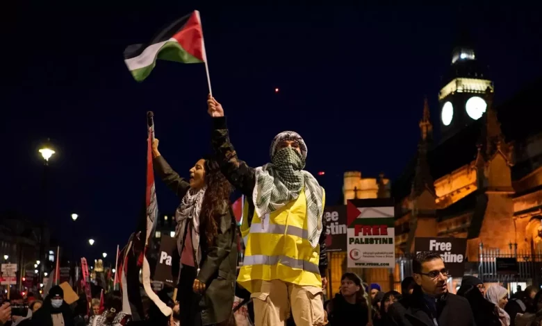 تزايد الانقسامات العميقة داخل حزب العمال البريطاني بسبب غزة