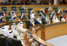 مخاوف على مصير النظام السياسي شبه الديمقراطي الوحيد في الخليج