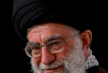 صحيفة بريطانية تكشف تفاصيل نجاح عملية اغتيال إسرائيل لمرشد إيران خامنئي