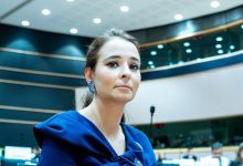 نائبة أوروبية ترفض كشف ممولي أمنها الشخصي بعد فضح علاقاتها بالإمارات وإسرائيل